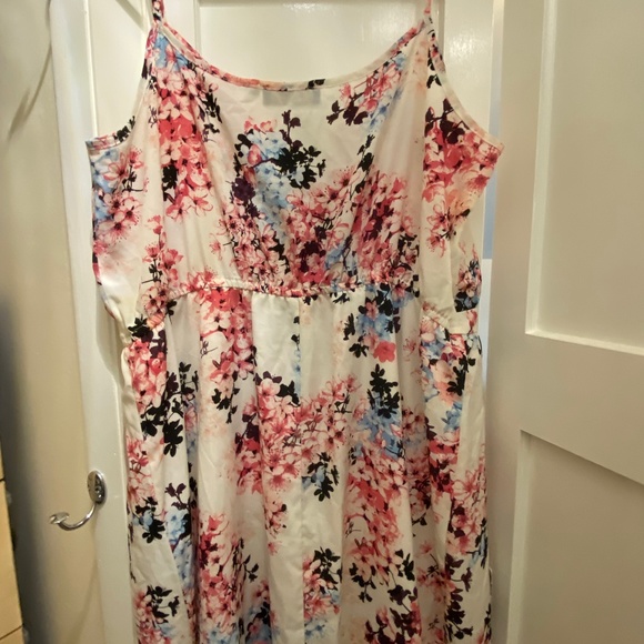 ASOS Curve - Picture 4 of 4